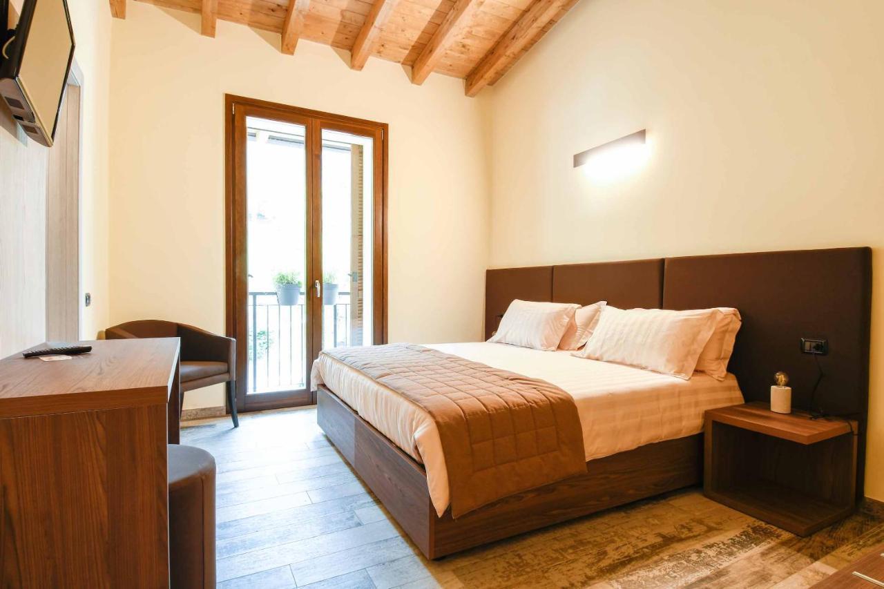 Agriturismo Ippolita Lucchetti Cene Exterior foto